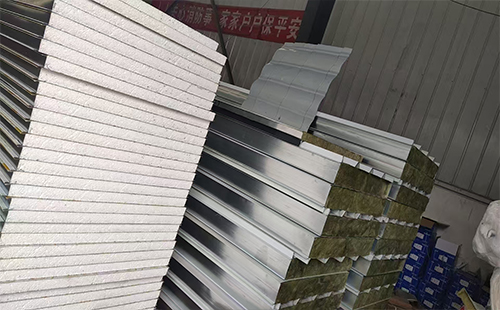 海南藏族彩钢夹芯板